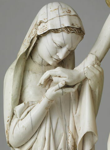Statuette du groupe de la Descente de croix : la Vierge, image 14/16