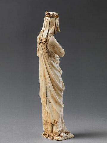Statuette du groupe de la Descente de croix : l'Eglise, image 6/10