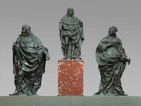 Monument à la gloire du jeune roi Louis XIV élevé sur le pont au Change à Paris, image 2/2