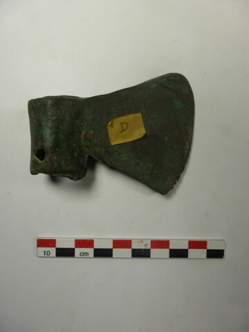hache, image 2/2