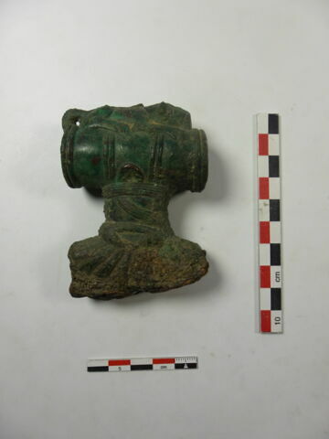 hache, image 2/2