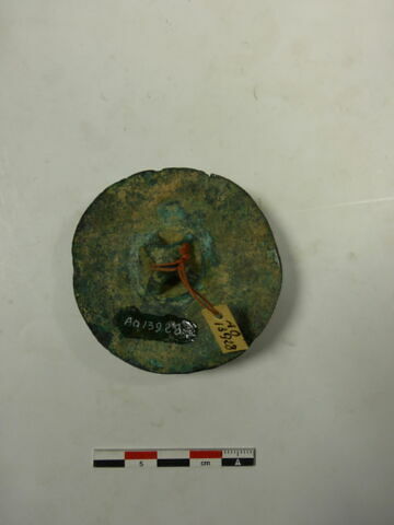 umbo de bouclier, image 2/2