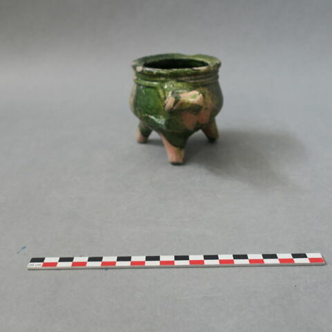 marmite tripode, image 3/3