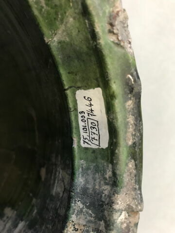 marmite tripode, image 2/3