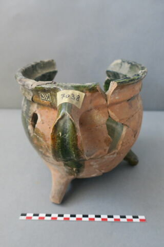 marmite tripode, image 3/8