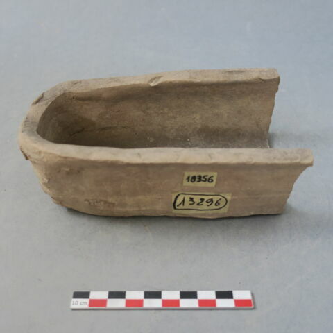 terrine, fragment, image 3/3