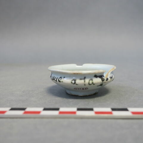 pot à onguent, image 2/6