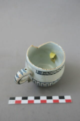 tasse tonnelet, image 2/6