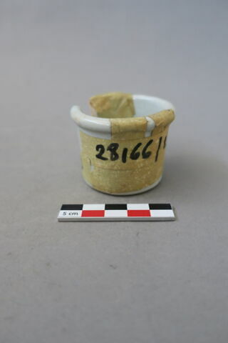 pot à onguent, image 3/4
