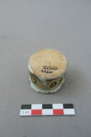 pot à onguent, image 3/3