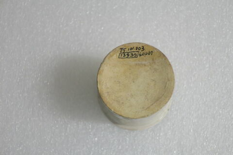 pot à onguent, image 4/6