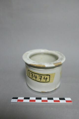 pot à onguent, image 2/4