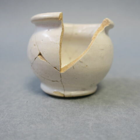 pot à onguent, image 4/7