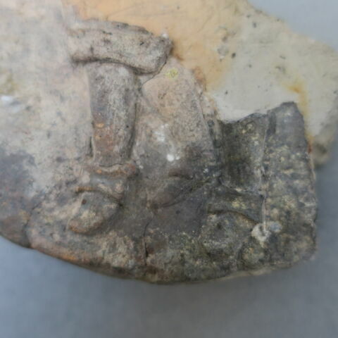 sculpture, fragment, image 2/6