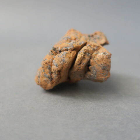 sculpture, fragment, image 5/8