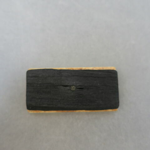 domino, image 2/2