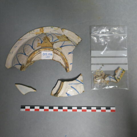 plat ; assiette, image 3/4