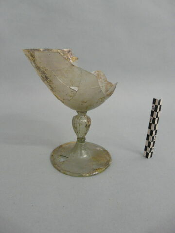 verre à jambe à bouton, image 2/4