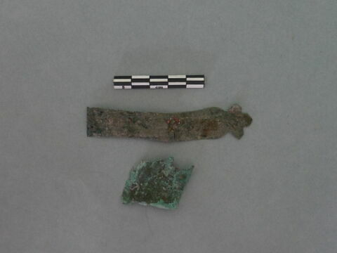 applique de meuble ; applique de meuble, fragment, image 2/3
