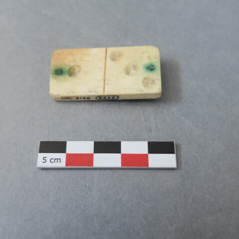 domino, image 2/5