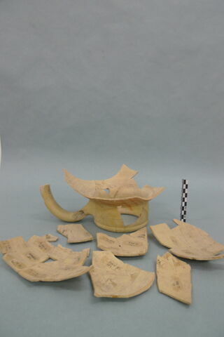 cruche, fragment, image 2/3