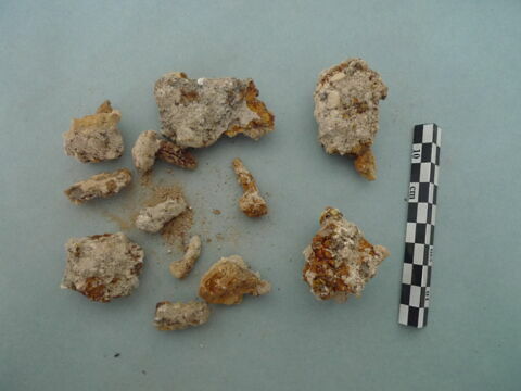 clou ; broderie ; nodule, image 3/3