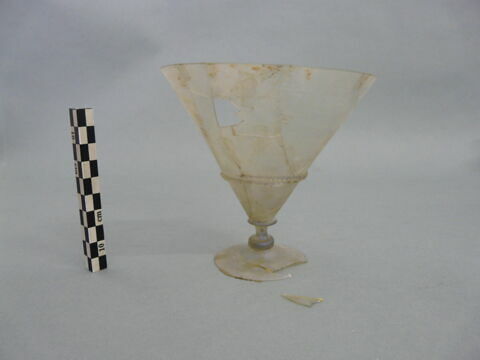 verre à jambe à bouton, image 3/3