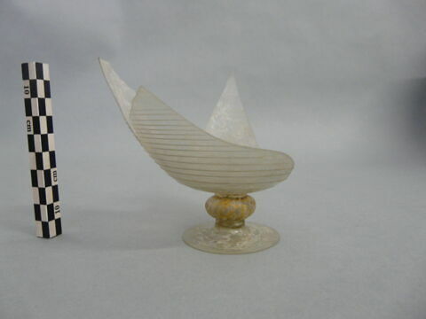 verre à jambe à bouton, image 3/3