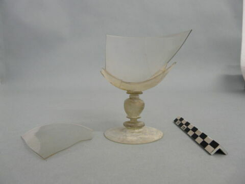 verre à jambe à bouton, image 3/3