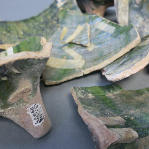 coquemar tripode, fragment, image 2/2