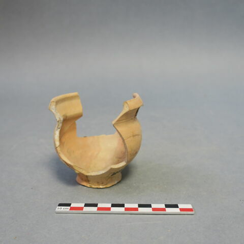 pot, image 3/3
