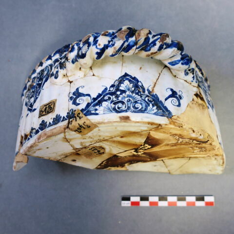 bassin à anses, fragment, image 4/4