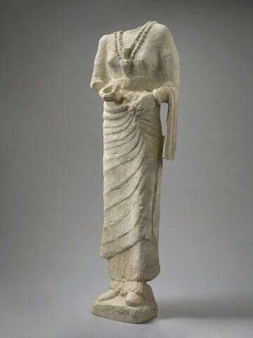 statue ; sculpture, image 3/5