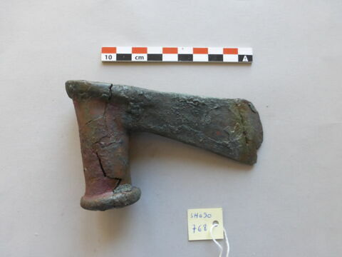 hache, image 2/2