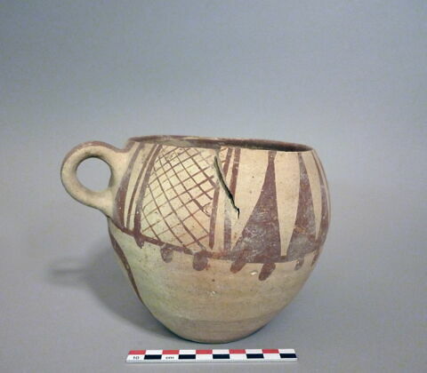 vase, image 2/2