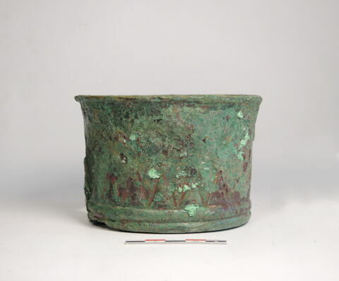 vase, image 2/2