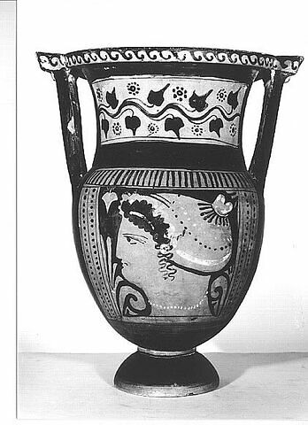 cratère, image 2/2
