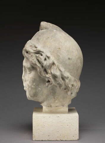 statue, image 3/6