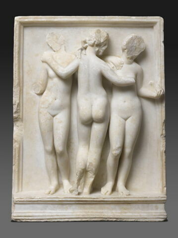 statuette, image 2/7