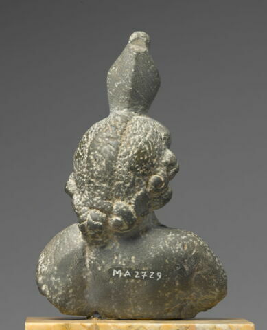 statuette, image 3/7