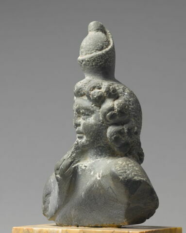 statuette, image 5/7