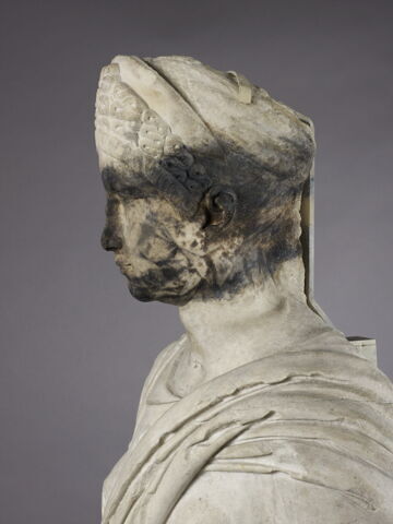 statue, image 6/14