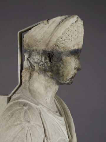 statue, image 7/14
