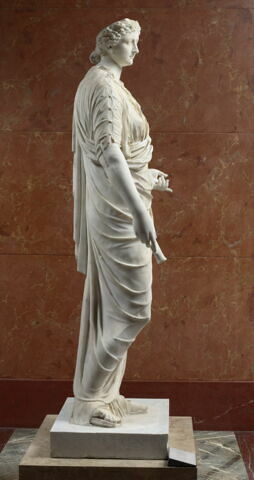 statue, image 7/17