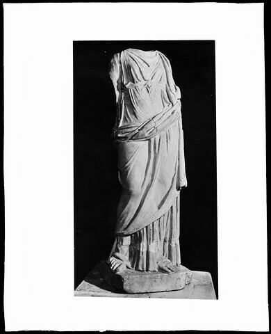 statue, image 5/5