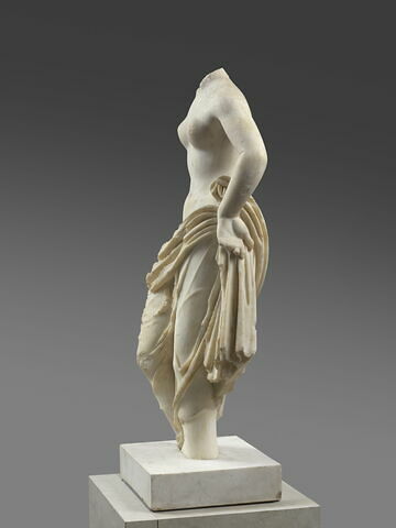 statue, image 5/5