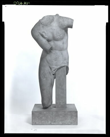 statue, image 1/5