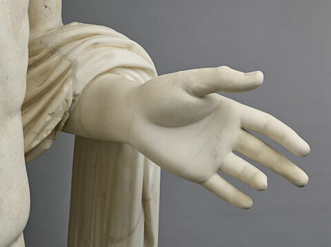 statue, image 6/12
