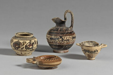 pyxis, image 3/3