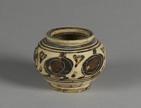 pyxis, image 2/3